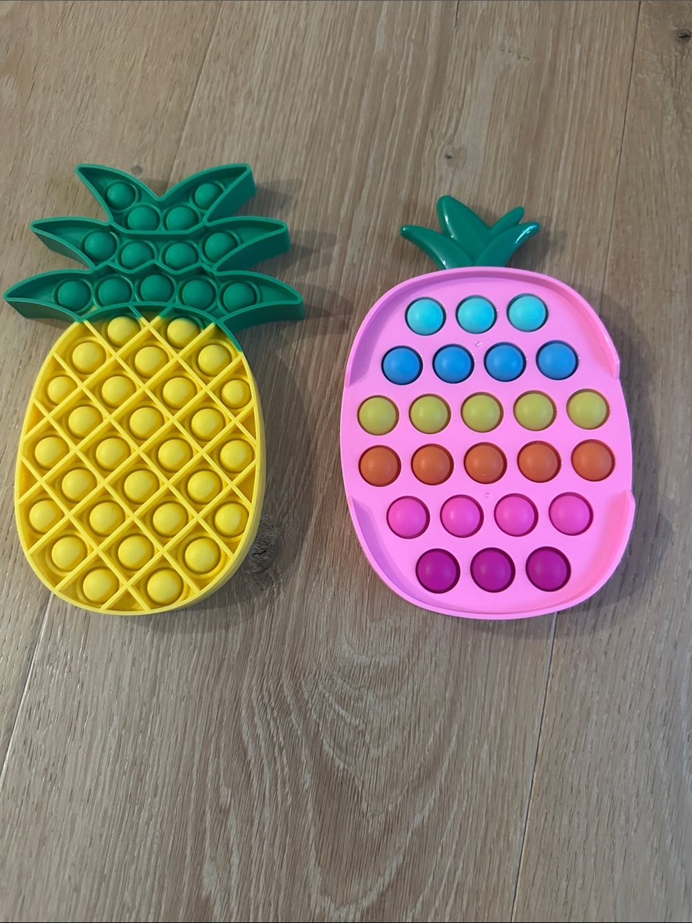 Pineapple Pop Fidget Toy - Yellow & Pink